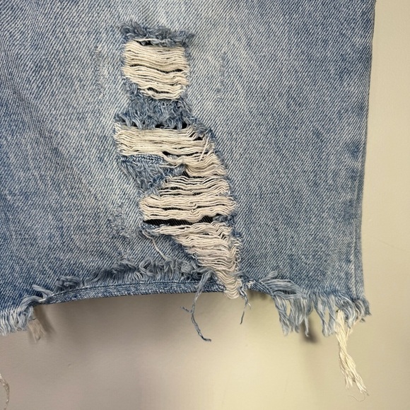 Free People We The Free Jean Skirt Relaxed Destroyed Light Denim Cotton Size 30 - Picture 7 of 16